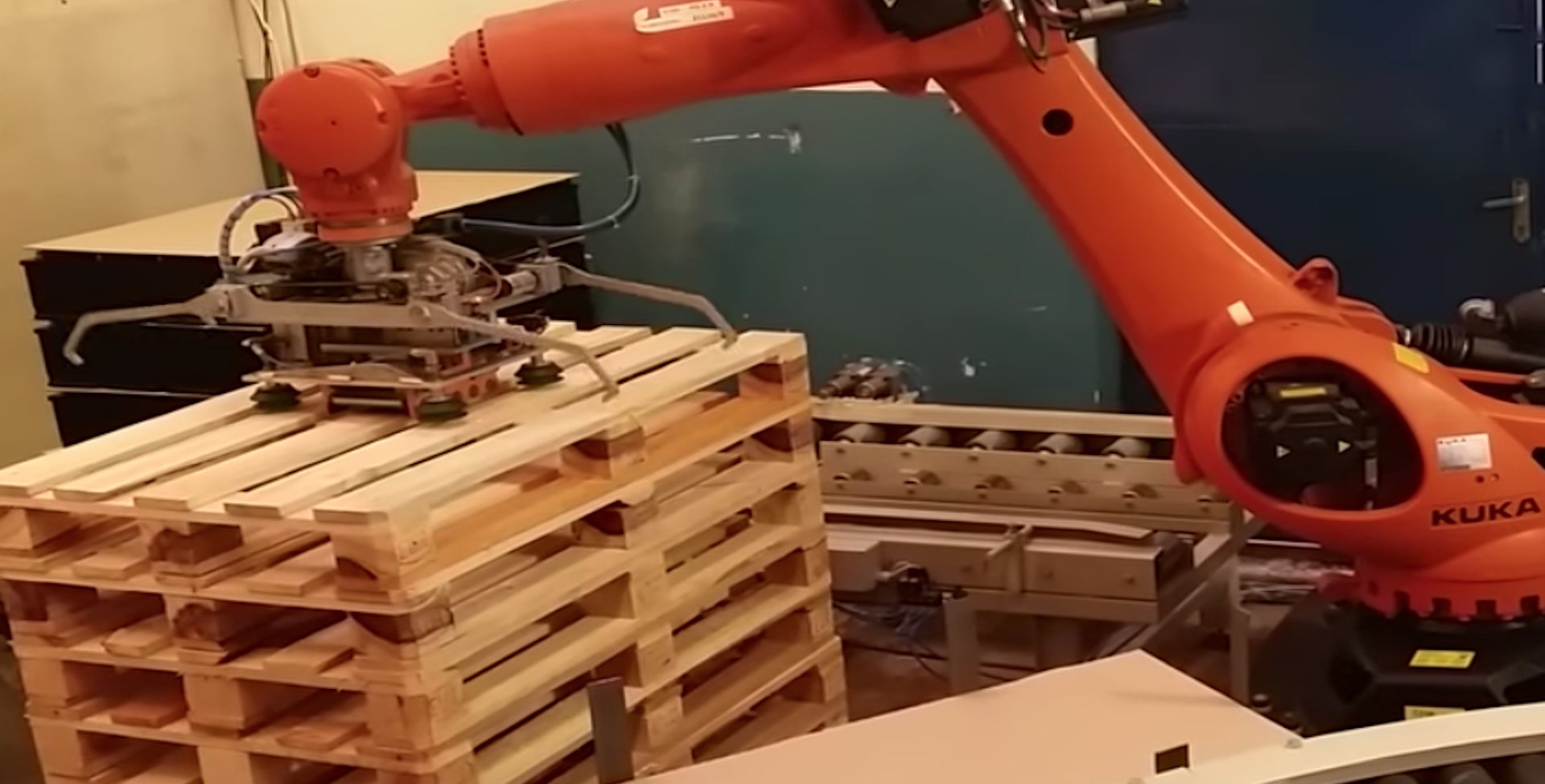 Work_PalletizingKUKA